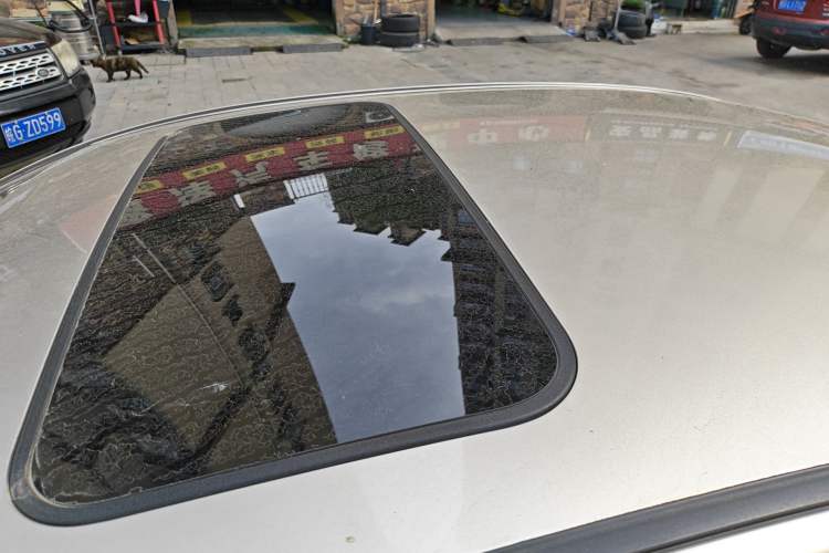 Used Geely Auto Emgrand 2017 Sedan Million Edition 1.5L CVT Upward Version