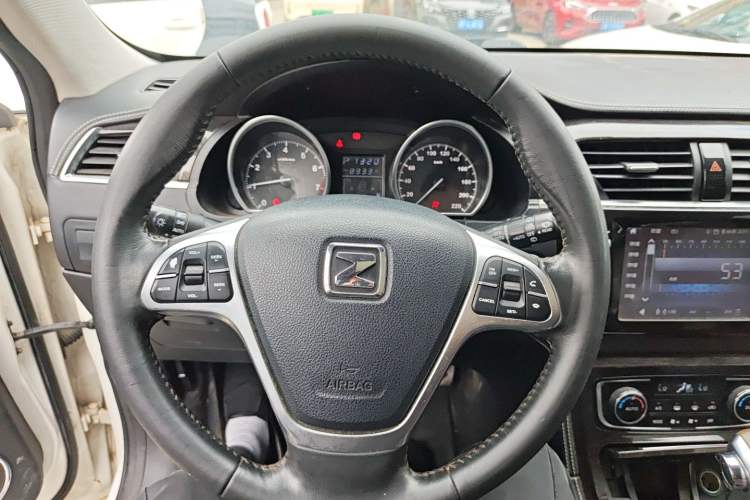 Used Zotye T600 2015 2.0T DCT Prestige Edition Steering Wheel