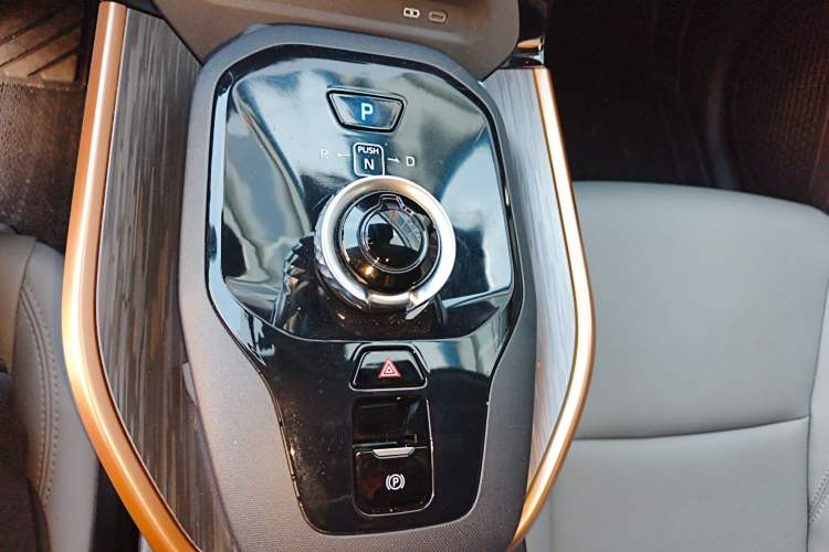 Used Toyota bZ3 2024 517 km Elite PRO