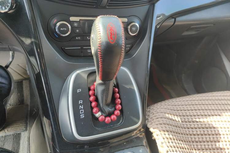 Used Ford Kuga 2013 2.0L GTDi Four-Wheel-Drive Sport Model
