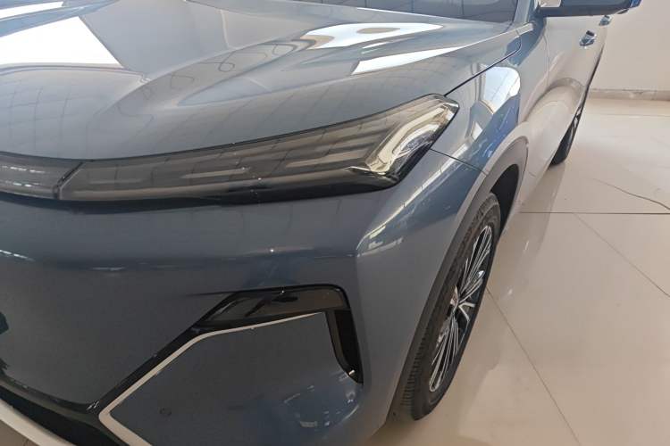 Used Geely Galaxy Xingjian 7 EM-i 2025 120km Flagship Edition