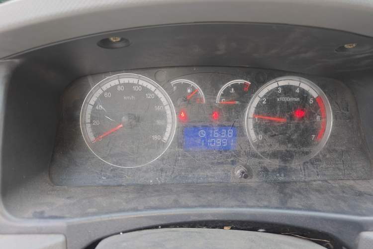 Used Foton Scenic G7 2017 2.0L Long-Wheelbase Commercial Van High-Roof Version 4 Seats 4Q20M
