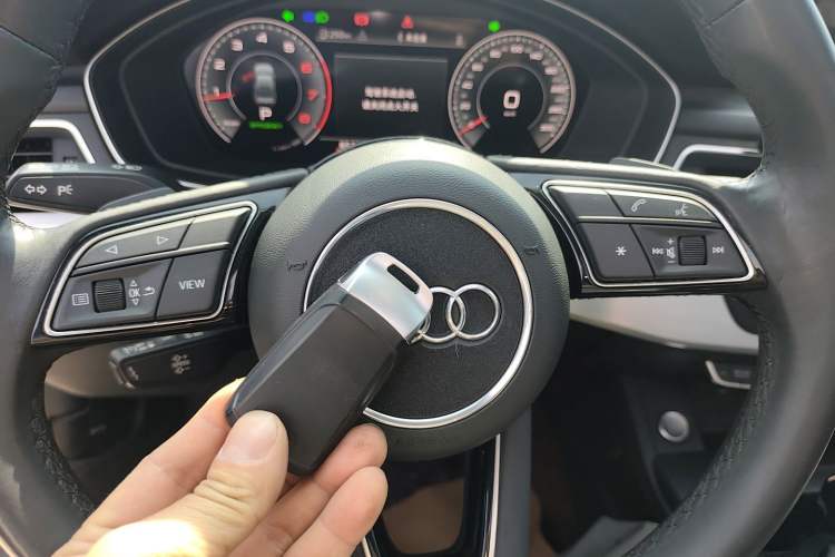 Used Audi A4L 2022 40 TFSI Fashion Dynamic Model