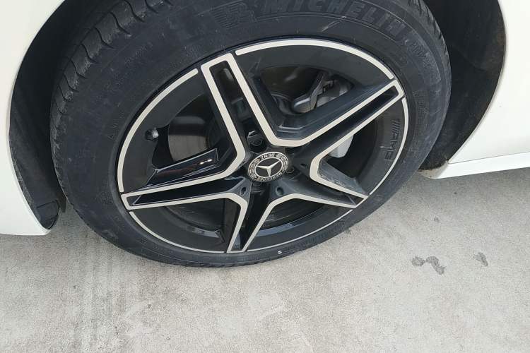 Used Mercedes-Benz E-Class 2021 Updated E 260 Fashion Sport Edition
