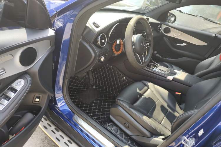 Used Mercedes-Benz GLC Coupe 2020 GLC 260 4MATIC Coupe SUV Driver Seat