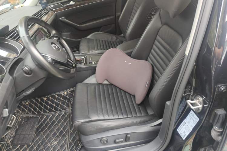 Used Volkswagen Magotan 2019 330TSI DSG Luxury Version China VI Standard Left Front Seat