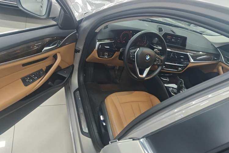 Used BMW 5 Series 2018 528Li Launch Special Edition