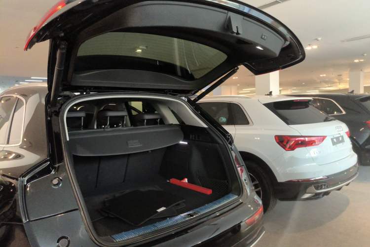 Used Audi Q5L 2022 40T Luxury Elegant Model