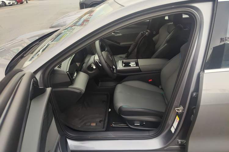 Used BYD Qin L 2025 EV 545KM Cloud Suspension Edition Left Front Seat