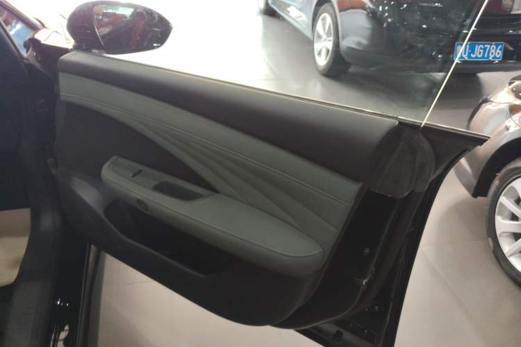 Used Nissan N7 2025 510 Air