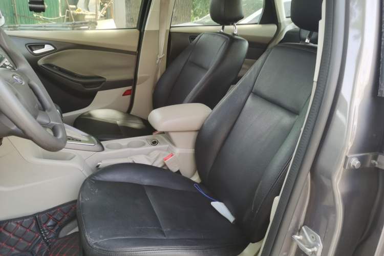 Used Ford Focus 2012 Sedan 1.6L Automatic Comfort Model