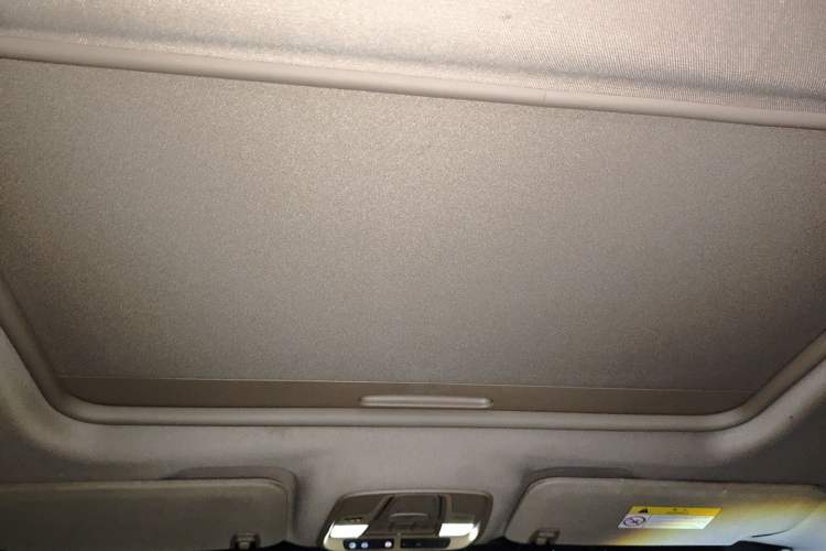 Used Buick GL8 2021 ES Land Cruiser 653T Luxury Edition