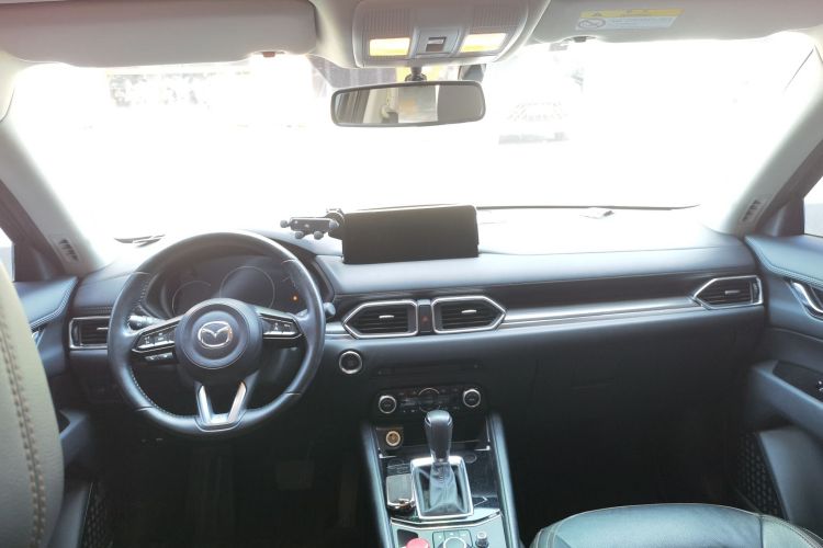 Used Mazda CX-5 2022 2.0L Automatic Two-Wheel Drive Zhiya Version
