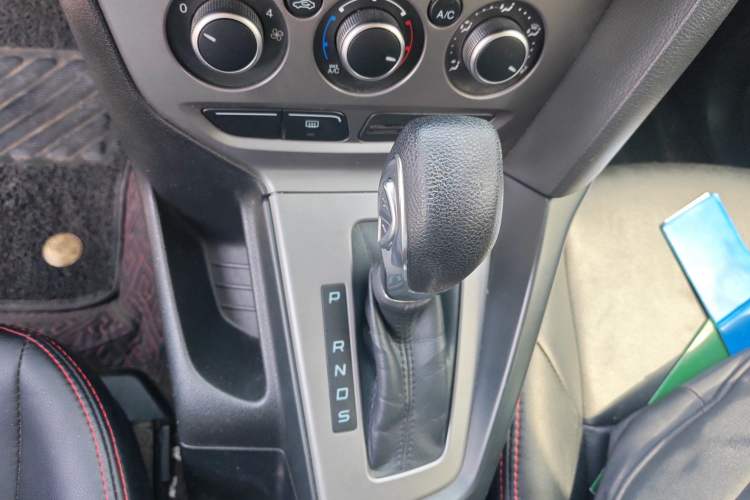 Used Ford Focus 2012 Hatchback 1.6L Automatic Comfort Model
