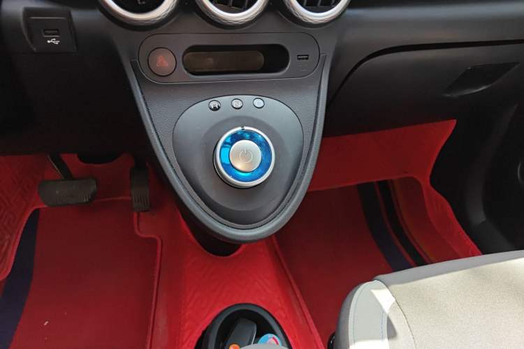 Used ORA Black Cat 2021 301 km Basic Version