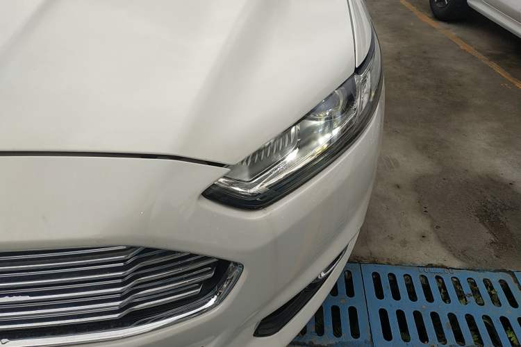 Used Ford Mondeo 2013 2.0L GTDi 200 Luxury Model
