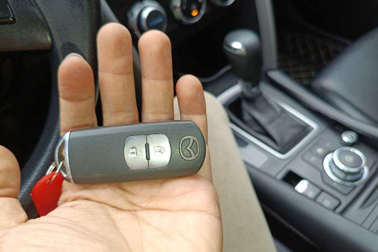 Used Mazda CX-4 2016 2.0L Automatic 2WD Blue Sky Dynamic Edition
