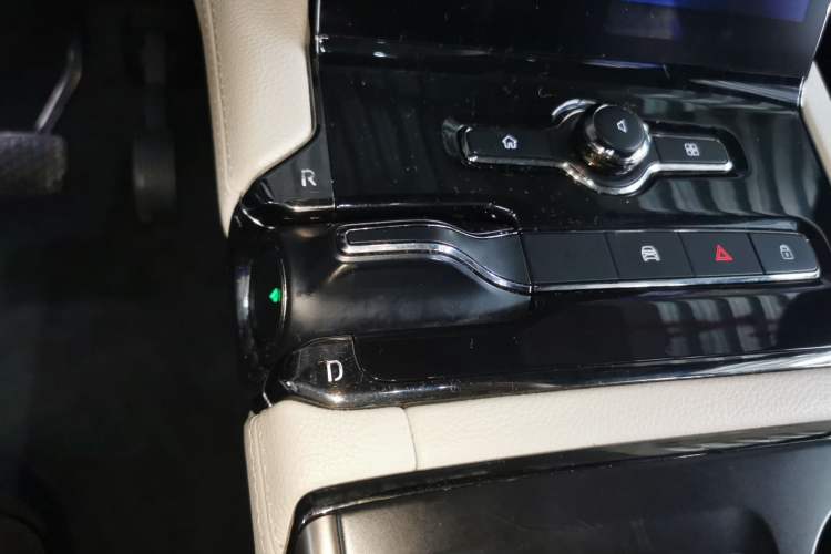 Used Nio ES8 2020 415 km Range 7-Seater Version
