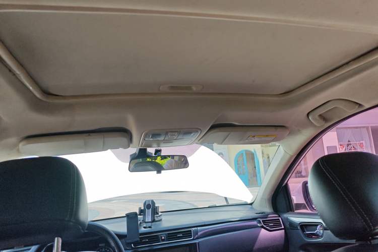 Used Dongfeng Fengon 580 2017 1.5T Manual Luxury Model