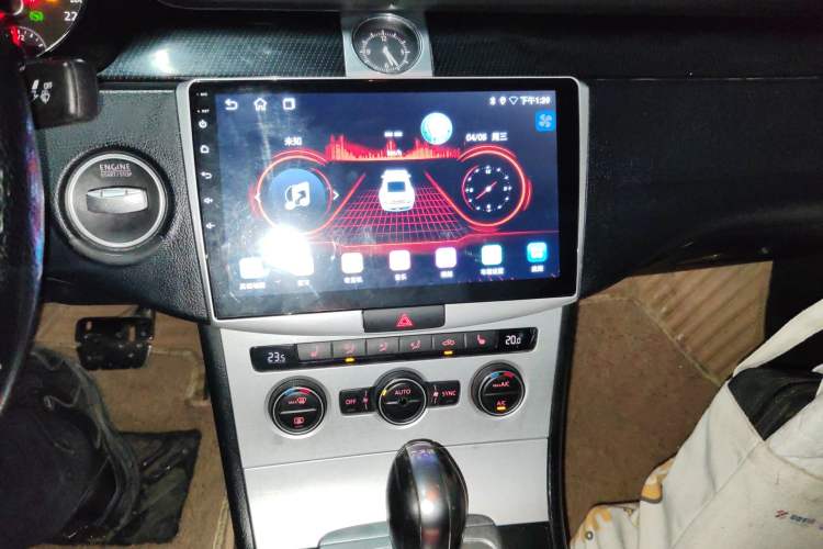 Used Volkswagen Magotan 2013 1.8TSI Luxury Model Audio And AC Panel