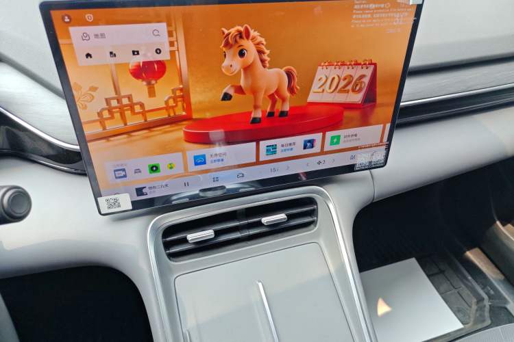 Used Geely Galaxy L6 2025 EM-i 140km Starship Edition Audio And AC Panel