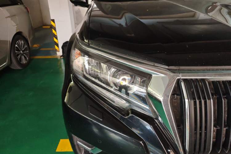 Used Toyota Prado 2018 3.5L Automatic TX-L NAVI Right Front Headlight