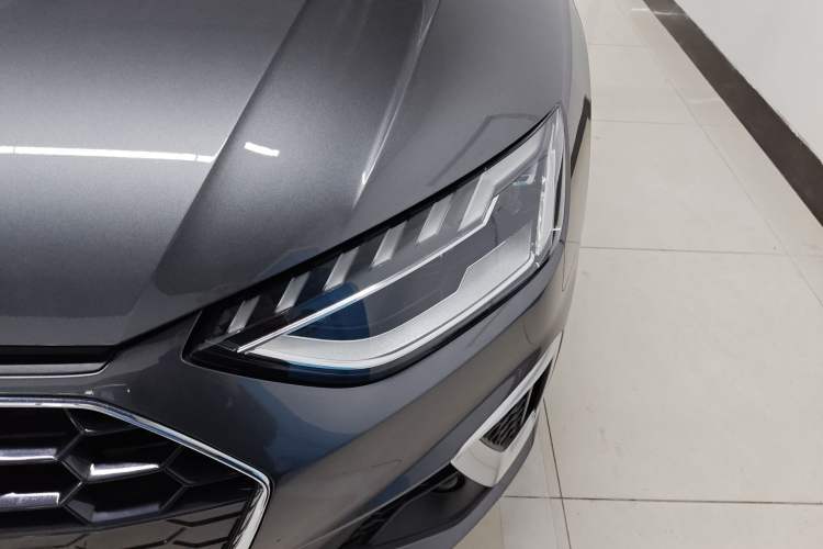 Used Audi A4L 2022 40 TFSI Fashion Dynamic Model Left Front Headlight