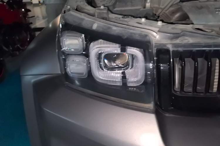 Used BAIC Off-Road BJ40 2023 2.0T Automatic Four-Wheel Drive Ring of the Tower Champion Edition
