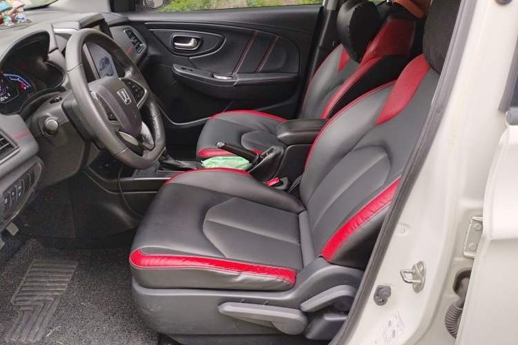 Used Luxgen U5 SUV 2017 1.6L CVT Jazz Edition Left Front Seat