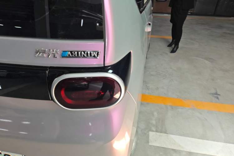 Used Wuling Hongguang MINIEV 2024 3rd Generation 215km Youth Edition Right Rear Taillight