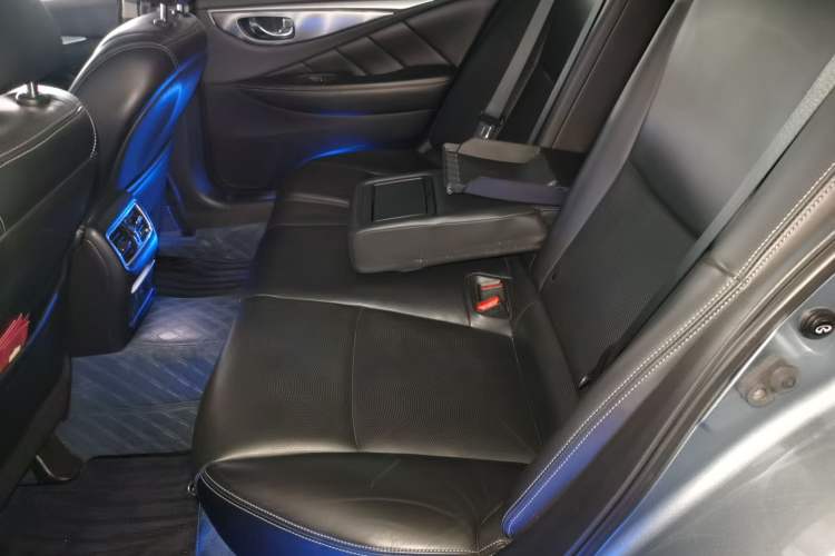 Used Infiniti Q50L 2015 2.0T Enjoyment Edition Left Rear Seat