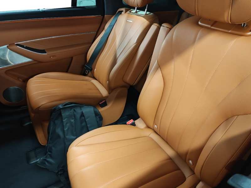 Used Hima AITO M8 2025 Extended-Range Max+ Version 53.4 kWh 6-Seater Edition — 16