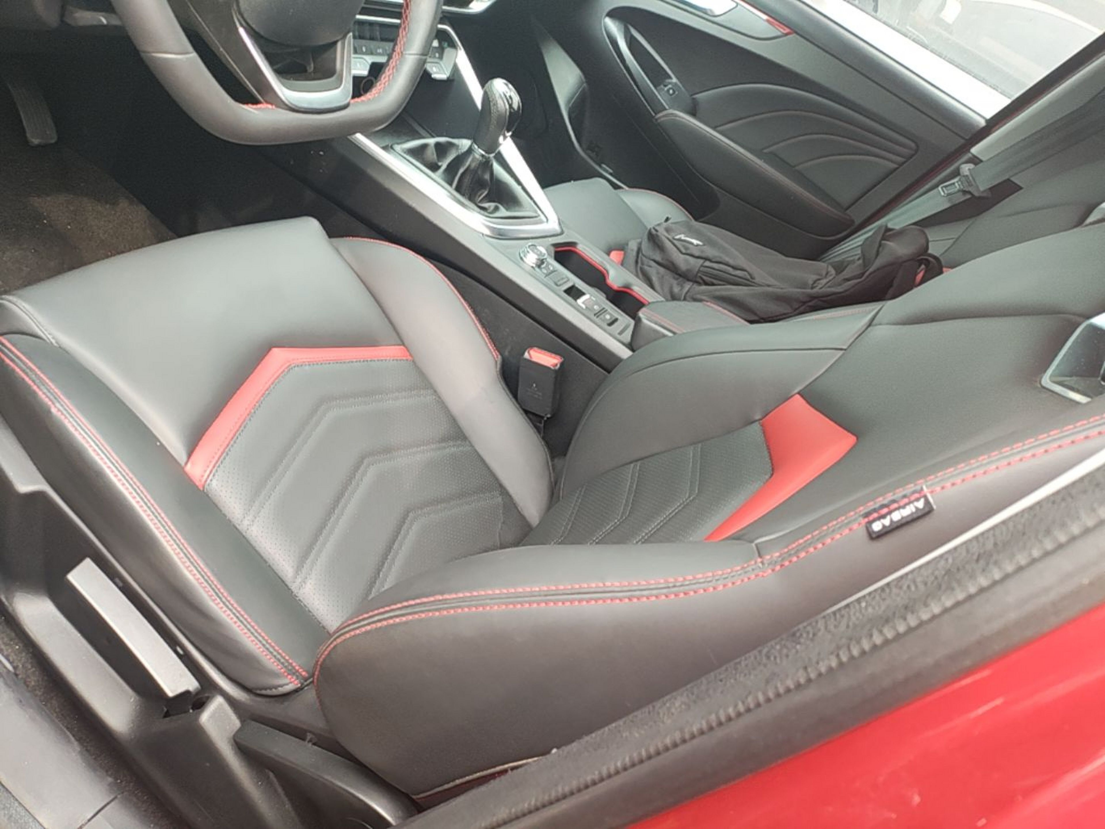 Interior delantero