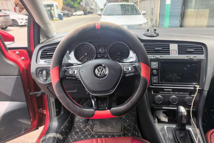 Used Volkswagen Golf 2019 200TSI DSG Comfort & Ambition Edition China VI Standard