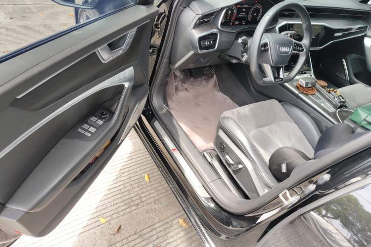 Used Audi A6L 2024 45 TFSI quattro Prestige Dynamic Edition
