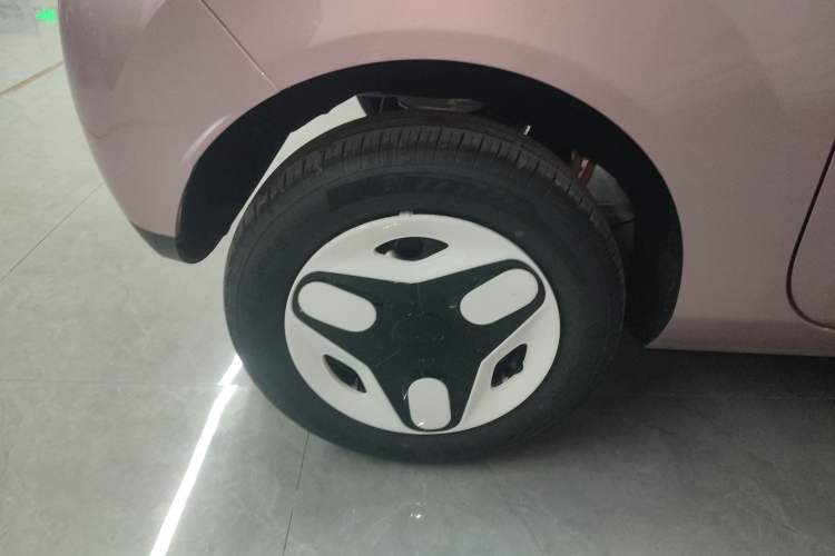 Used Geely Galaxy Panda 2025 210 km – Yuanqi Bear Exterior 8