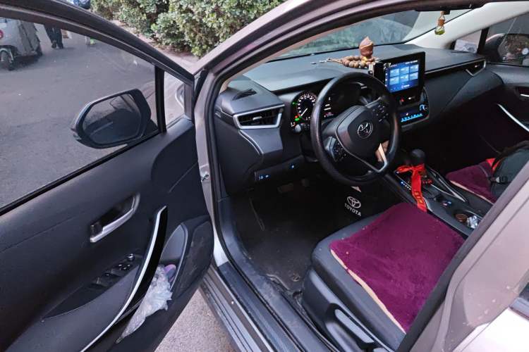 Used Toyota Corolla 2021 Dual-Motor 1.8L E-CVT Elite Edition
