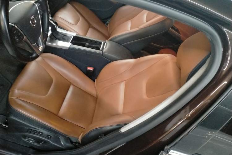 Used Volvo S60 2019 S60L T3 Intelligent Upgrade Edition
