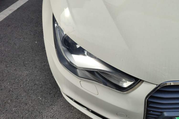 Used Audi A1 2012 1.4 TFSI Ego Right Front Headlight