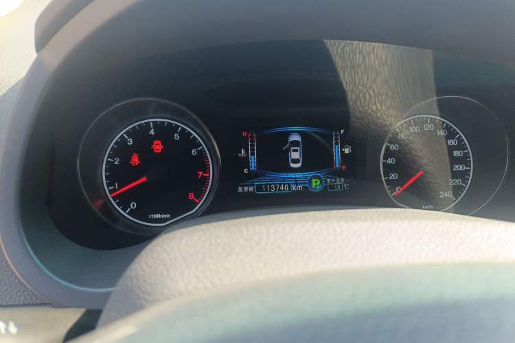 Used BYD Surui 2015 1.5L Automatic Comfort Edition
