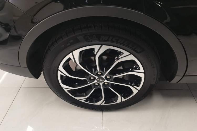 Used Lincoln Nautilus 2023 2.0T Four-Wheel Drive Zunrui Version Exterior 3