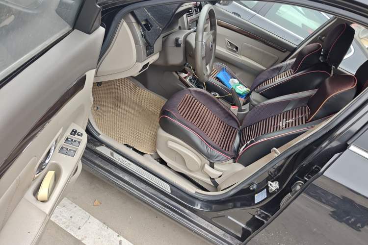 Used FORTHING Joyear S50 2016 1.5L Manual Luxury Edition