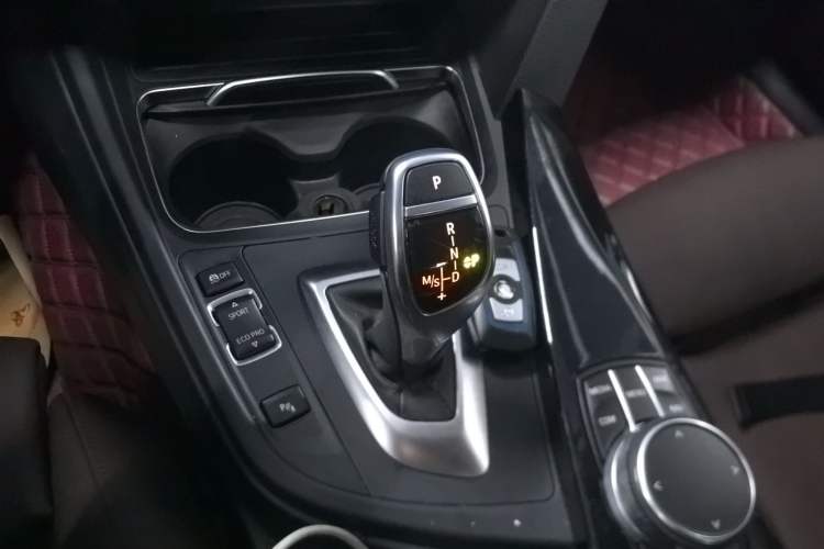 Used BMW 3 Series 2018 320Li Leading Model M Sport Package