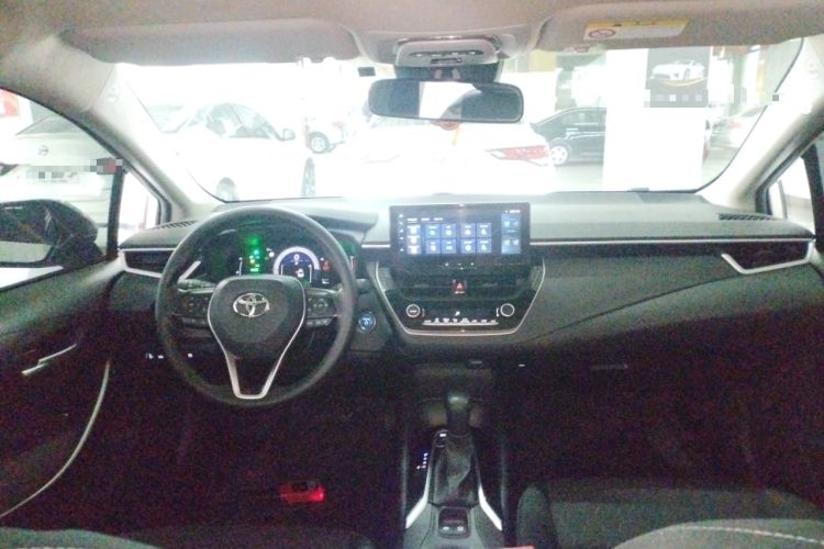 Used Toyota Corolla 2023 1.8L Smart Electric Hybrid Dual-Motor Pioneer Edition Center Console