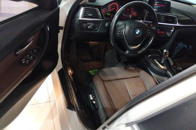 Used BMW 3 Series 2018 320Li Fashion Model
