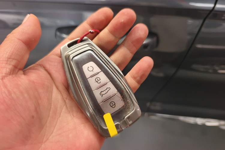 Used Geely Auto Monjaro L 2023 2.0TD High-Power Automatic Two-Wheel Drive Flagship Version Vehicle Key