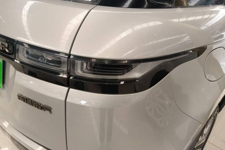 Used Land Rover Range Evoque 2022 Aurora L 249 PS R-Dynamic Luxury Edition Exterior 3