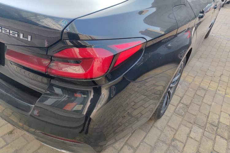 Used BMW 5 Series 2022 Restyled 525Li M Sport Package