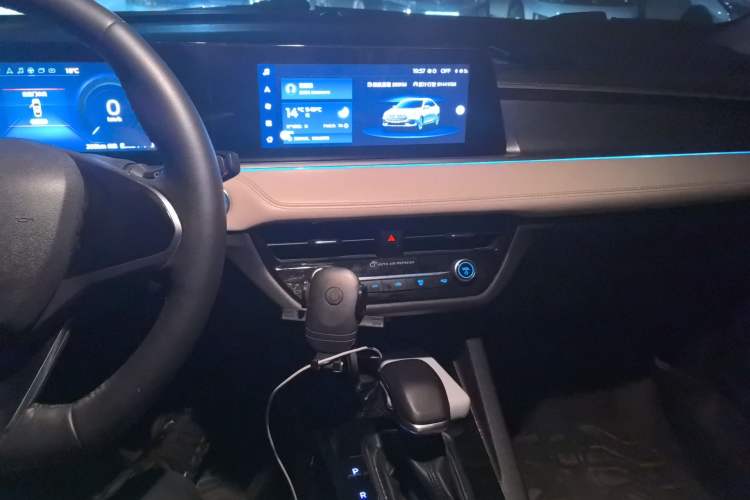 Used Ford Escort 2021 1.5L Automatic Diamond Edition
