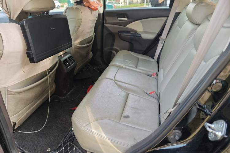 Used Honda CR-V 2012 2.0L two-wheel drive urban version
